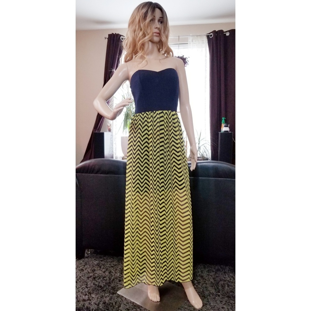 Sweet Storm | Strapless Maxi Dress